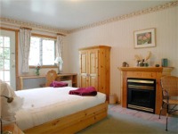 Superior BB Guest Room, Chalet Luise, Whistler BC