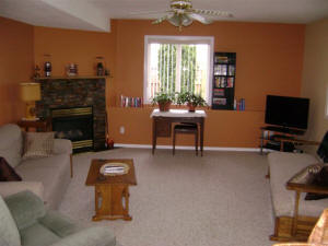 Comfortable guest lounge, Fox Hollow B&B, Prince George, B.C.